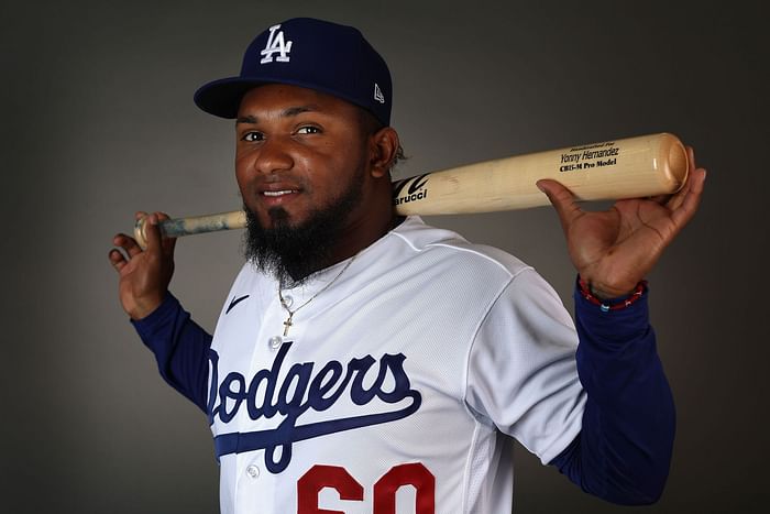 Dodgers' middle-infield Miguels are nursing minor injuries