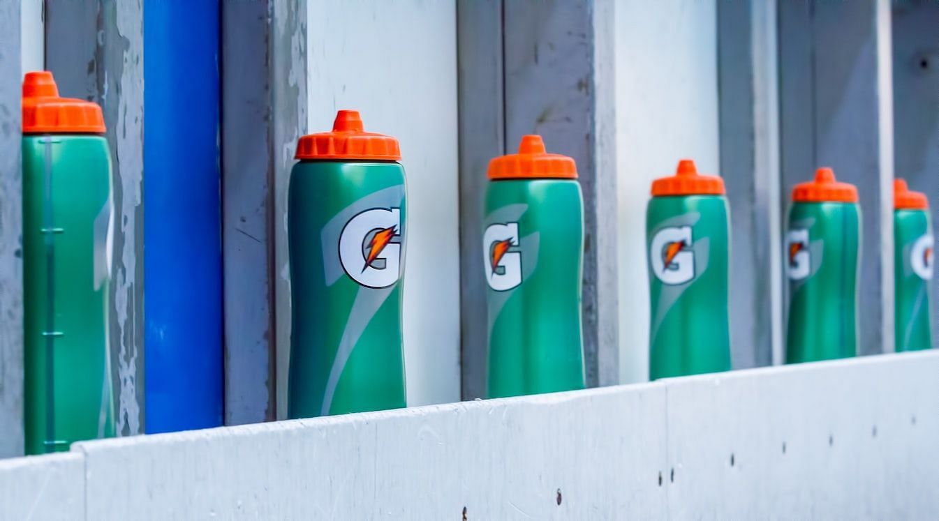 what makes Gatorade good for dehydration, and how does it work? (John McArthur/ Unsplash)