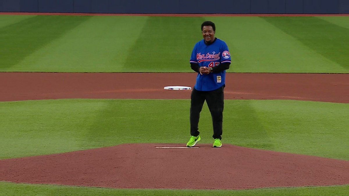 Pedro Martinez throws first pitch at Blue Jays game in Expos