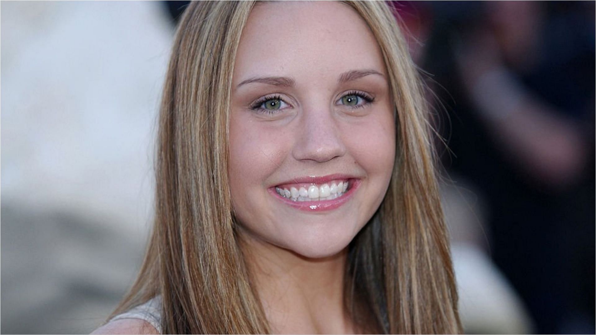 Amanda Bynes went for a manicure after being released from psychiatric hold (Image via Jon Kopaloff/Getty Images)
