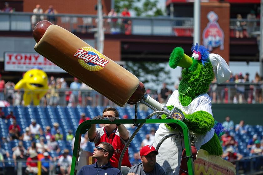 Philadelphia Phillies Philly Phood Phight Dollar Dog Night at the