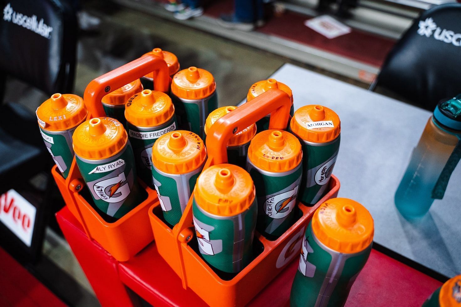 Gatorade is good for rehydration. (Pic via: Jacob Rice/Unsplash)