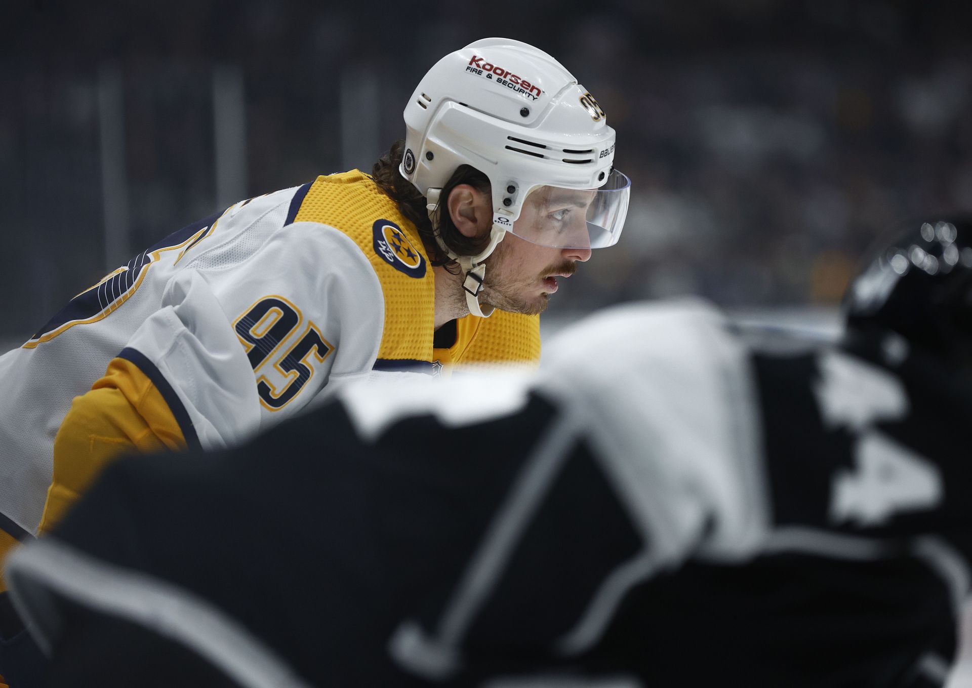 Predators' Duchene week-to-week with apparent hand injury