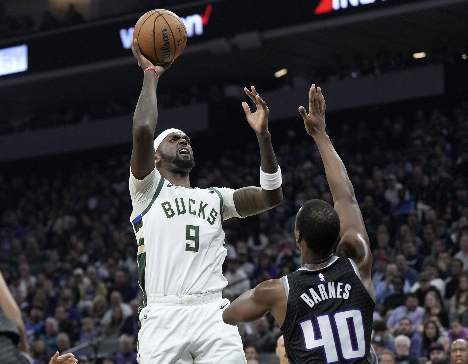 Milwaukee Bucks vs Sacramento Kings