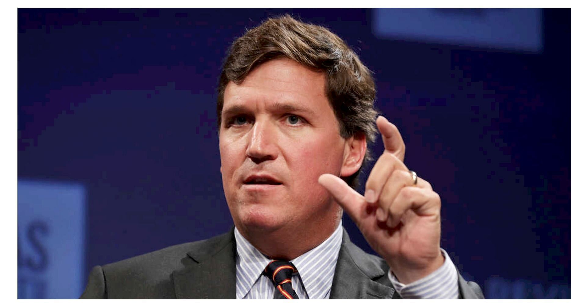 Tucker Carlson&rsquo;s latest pictures on a golf cart spark meme fest (Image via Getty Images)