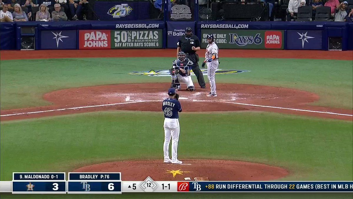 Wander Franco's wild, barehanded grab highlights Rays' historic move to  14-0 at home