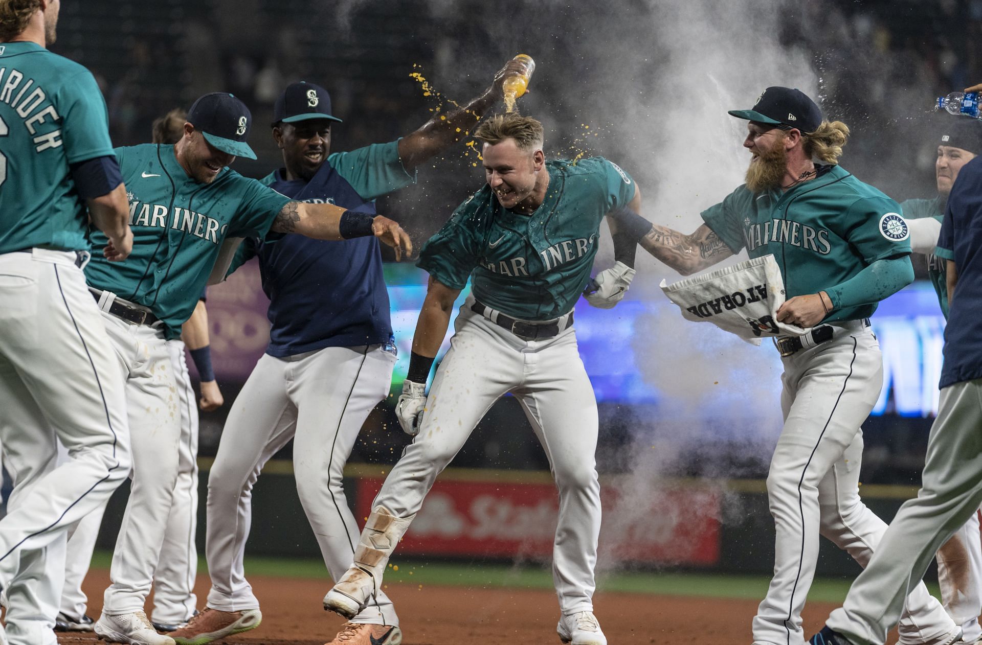 MARINERS BLANKED BY ADMIRALS TO OPEN THREEKEND