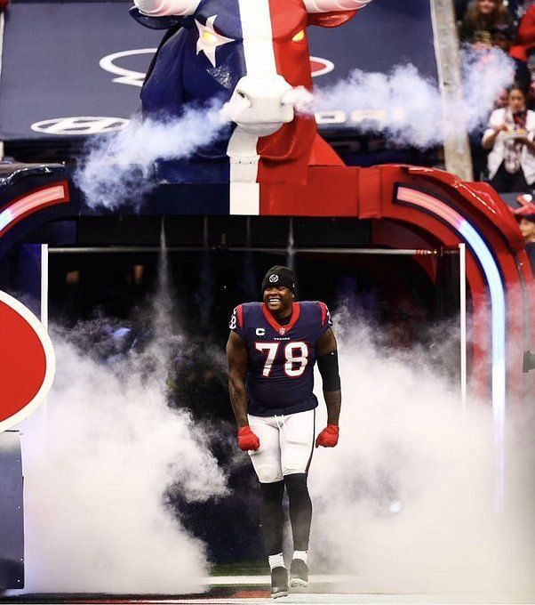 Texans OT Laremy Tunsil Mints NFT of Famous NFL Draft 'Gas Mask' Moment