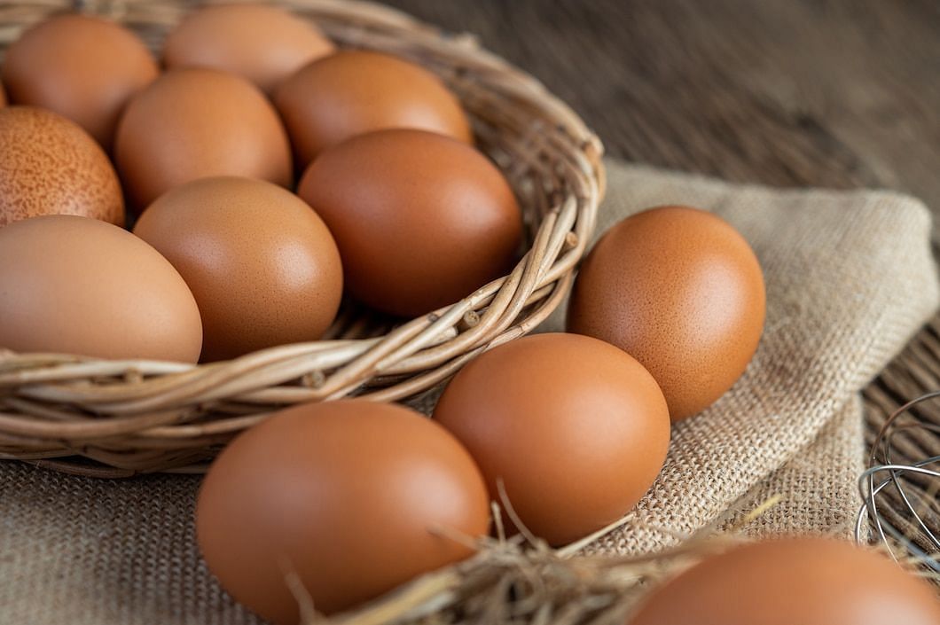 The protein in eggs is easily absorbed by the body. (Image via Freepik/Jcomp)