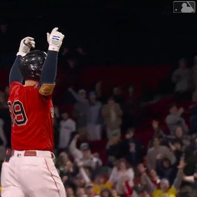 Alex Verdugo seizes the moment again to lift the Red Sox to a