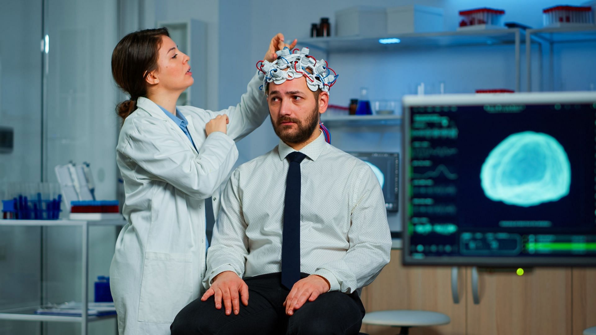 Even if the answer is yes, how can stress cause a stroke? How is the connection so intimate? (Image via Freepik/ Freepik)