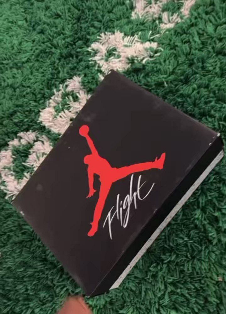 Nice Kicks on X: Steve Wiebe is the tattoo artist responsible for your  favorite NBA athletes and celebs tattoos. Tatum and Wiebe have collaborated  in the past on an Air Jordan 37