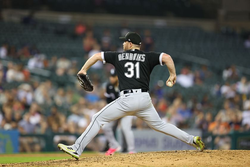 White Sox closer Liam Hendriks making progress