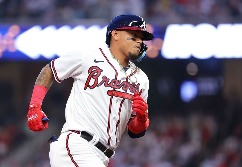 Orlando Arcia signs 3-year contract extension with Braves 