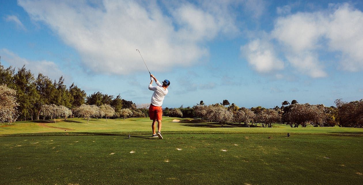 Golfer&#039;s elbow can be effectively treated with physical therapy. (Nathan Nedley/ Pexels)