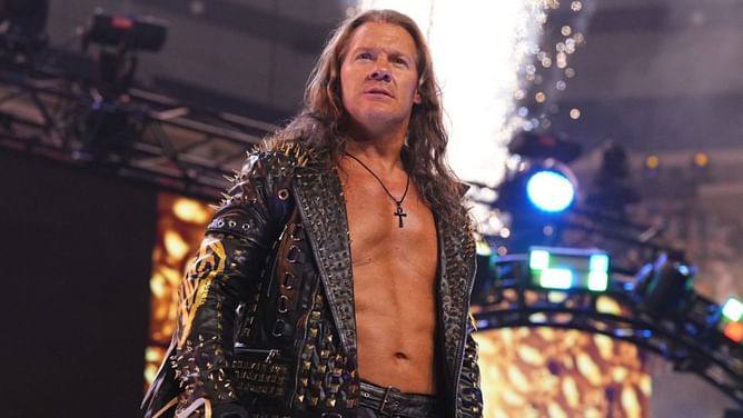 "Sorry about getting your bell rung tho" - Chris Jericho breaks character to send a message to major AEW star