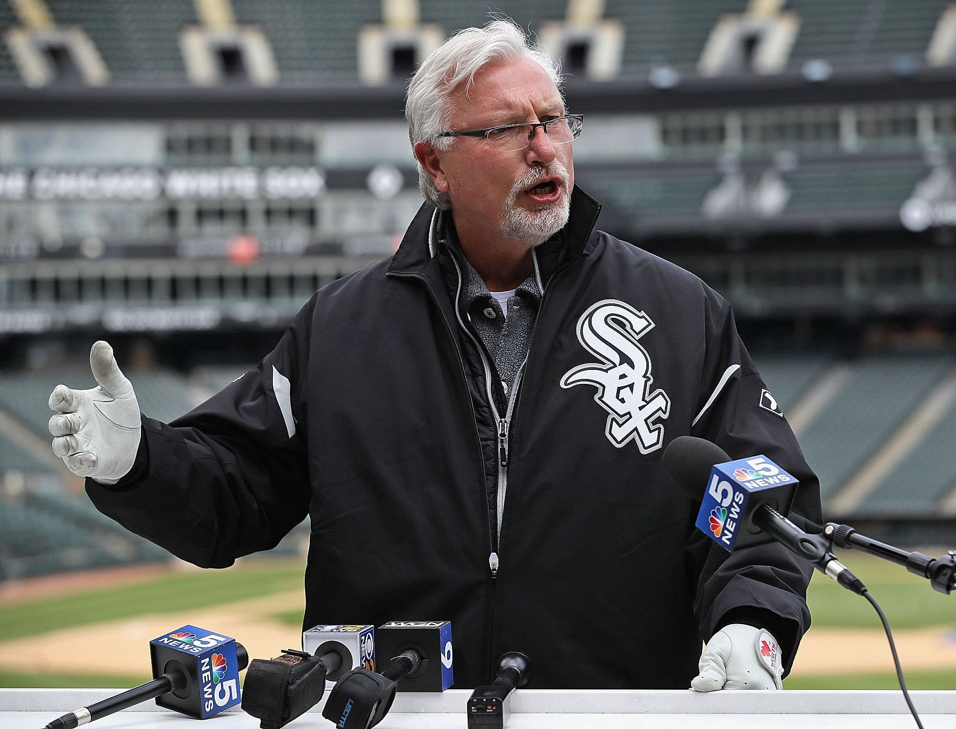 Chicago White Sox Ambassador Ron Kittle Participates In American Red Cross Blood Drive At Guaranteed Rate Field: CHICAGO, ILLINOIS - MAY 08 (Photo by Jonathan Daniel/Getty Images)