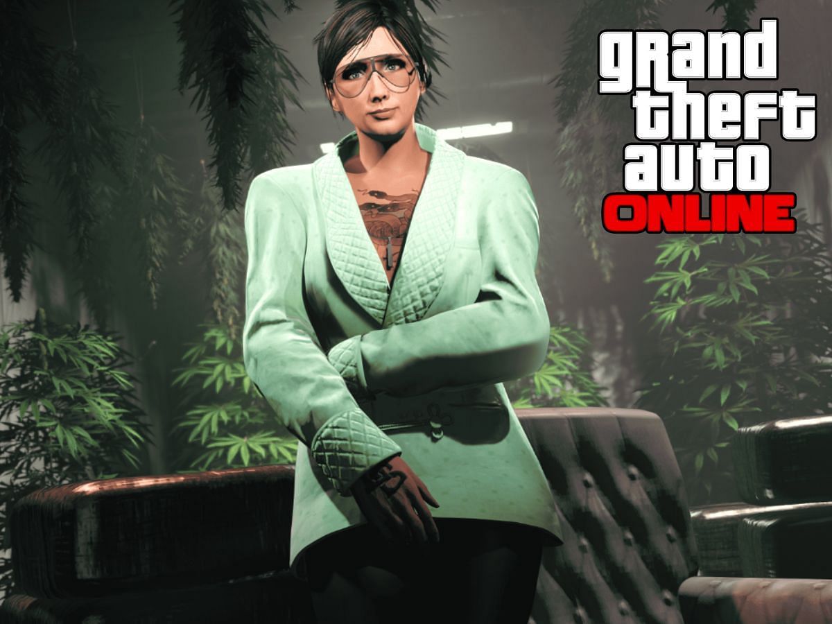 The Pastel Green Smoking Jacket is available for free to all GTA Online players (Image via Rockstar Games)