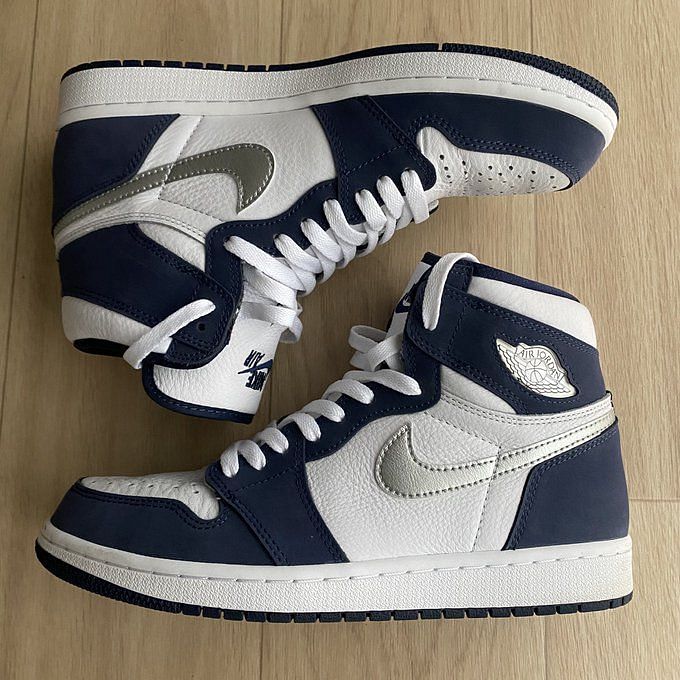 4 shoes like Nike Air Jordan 1 Mid 