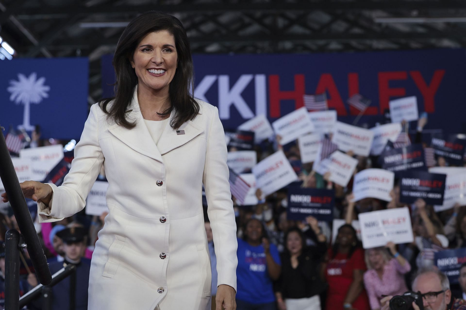 Nikki Haley dress drama explained as presidential candidate sparks