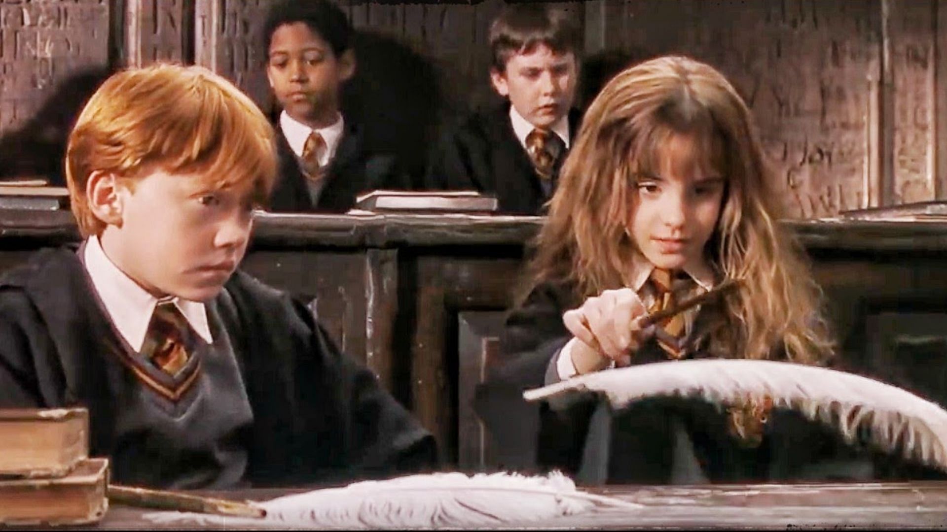 Ron and Hermoine (Image via YouTube)