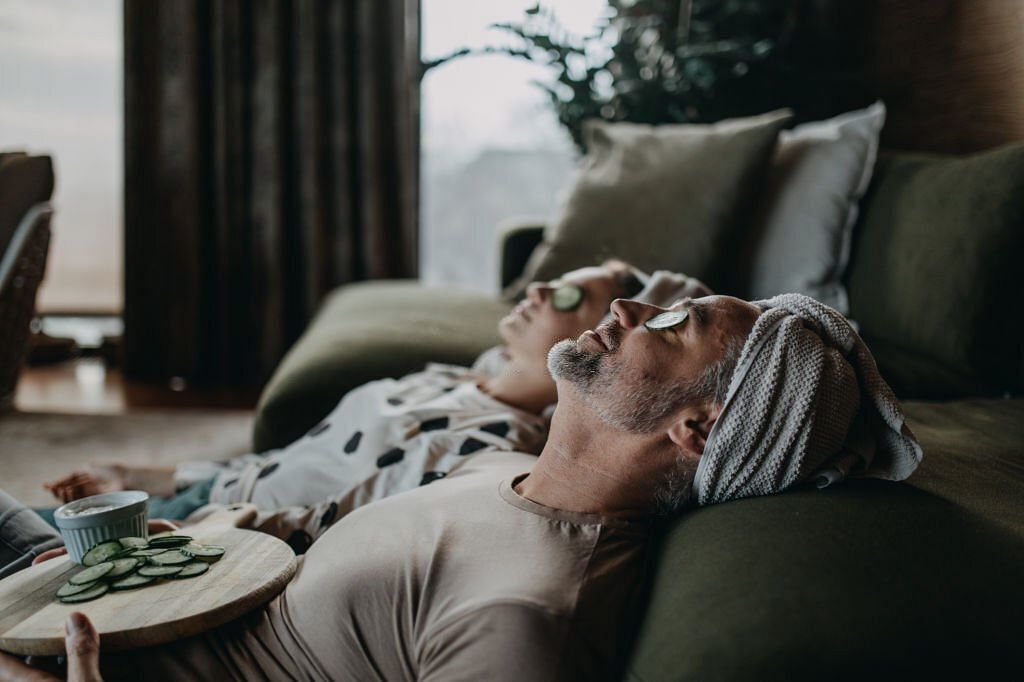 Relax and bond with your loved ones--it&#039;s self care! (Image via Getty Images)