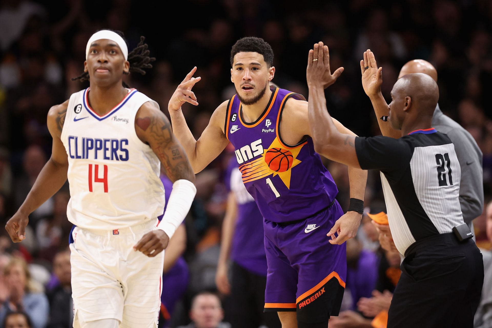 Los Angeles Clippers v Phoenix Suns