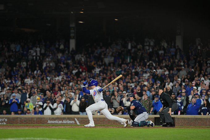 Nico Hoerner, Cubs Leveraging New Rules to Advantage as Offense Surges  Leaguewide - Cubs Insider