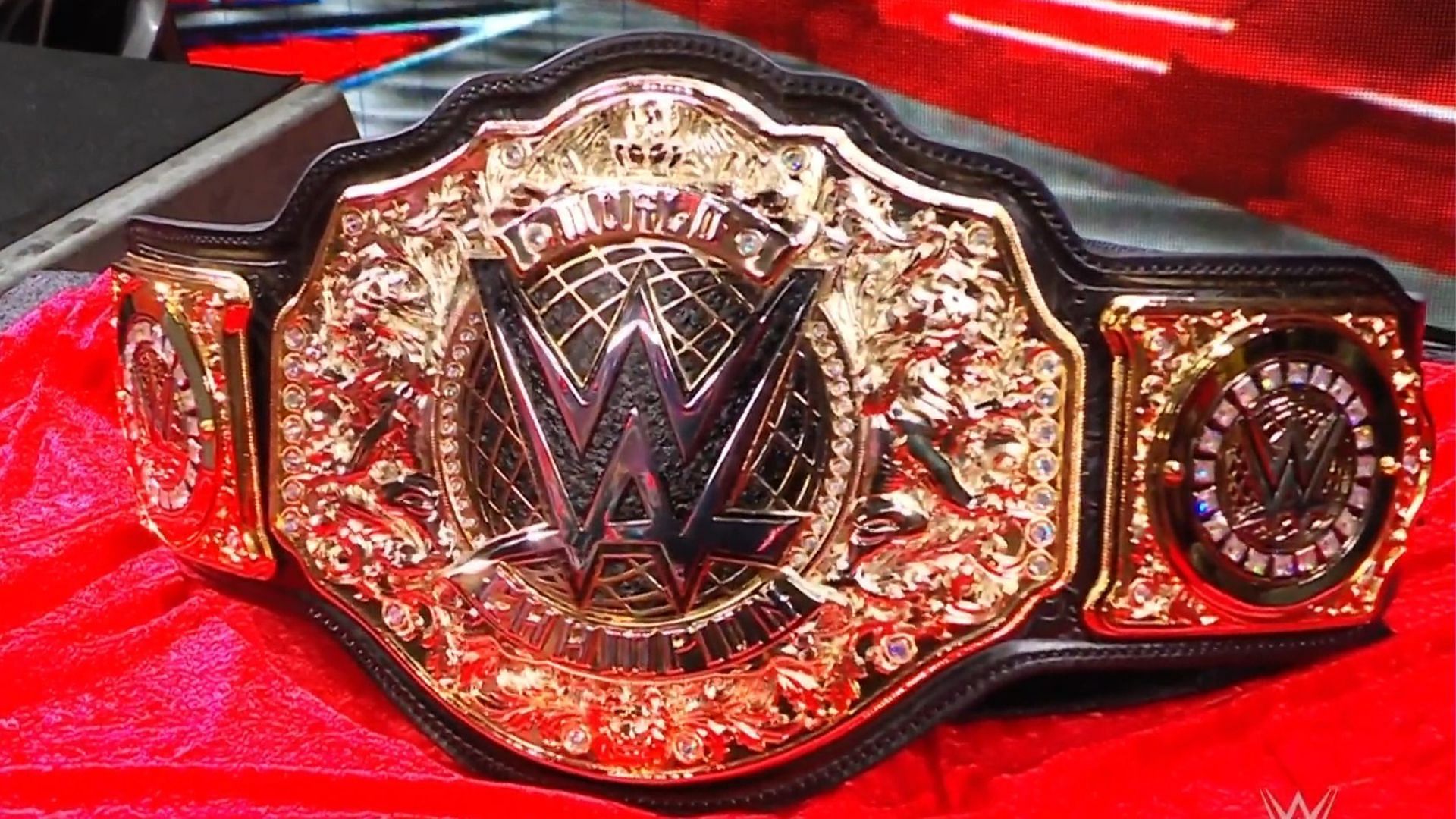 The World Heavyweight Championship is back!