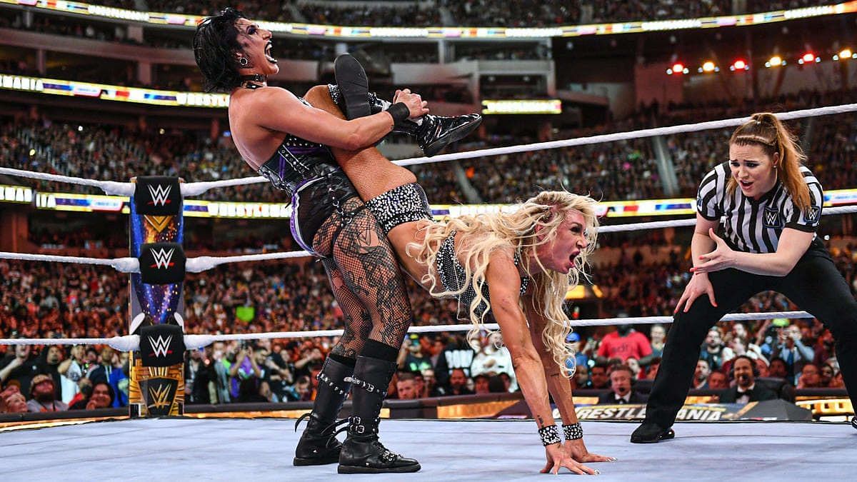 Charlotte Flair and Rhea Ripley tore the house down at WrestleMania 39.