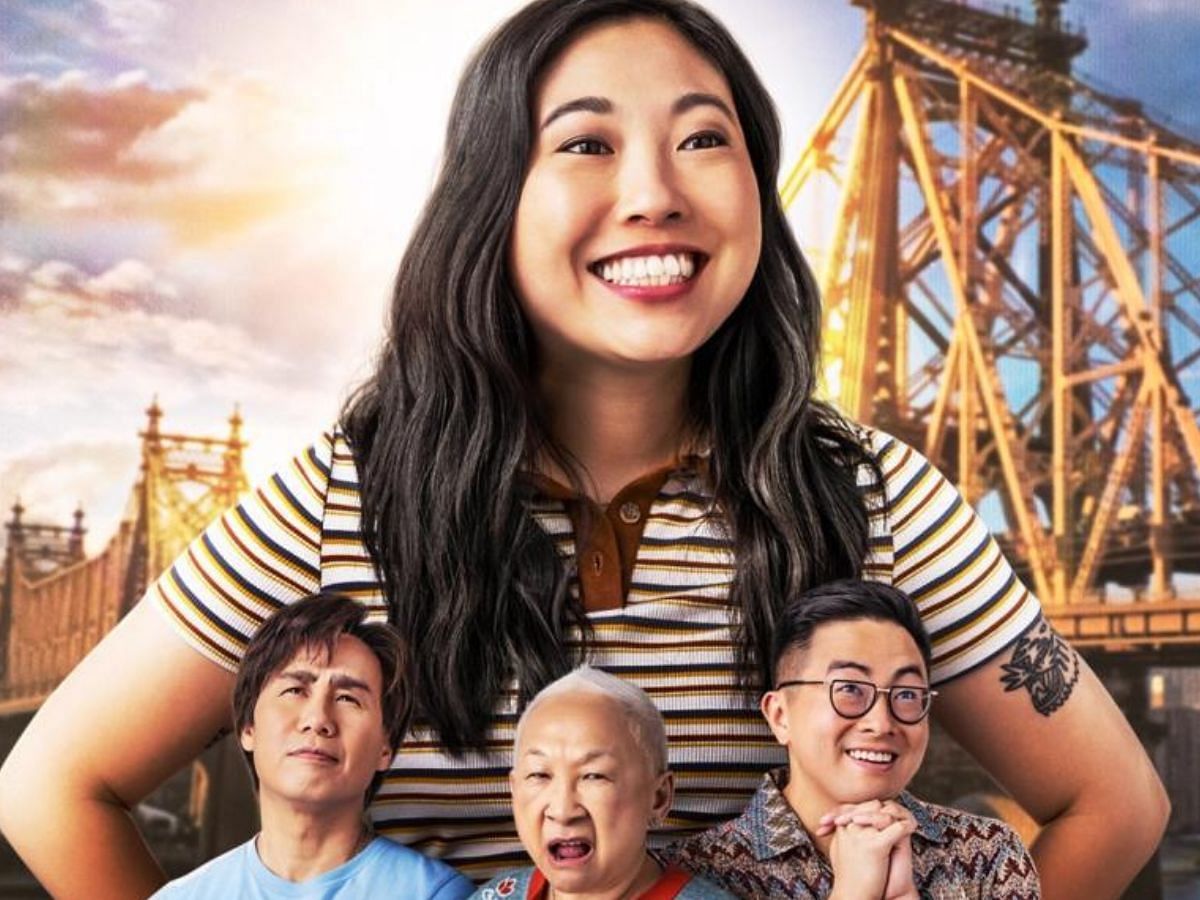 Awkwafina is Noora from Queens season 3