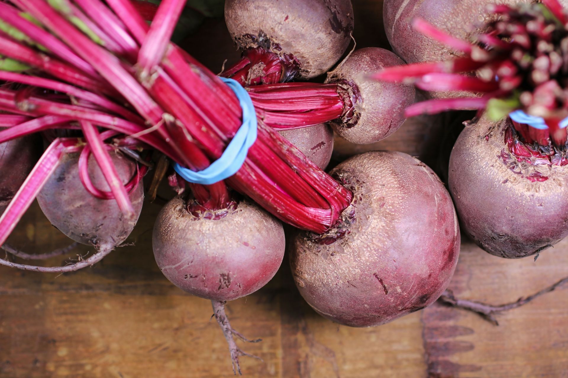 Beetroot benefits by improving digestive health. (Image via Unsplash/ Nick Collins)