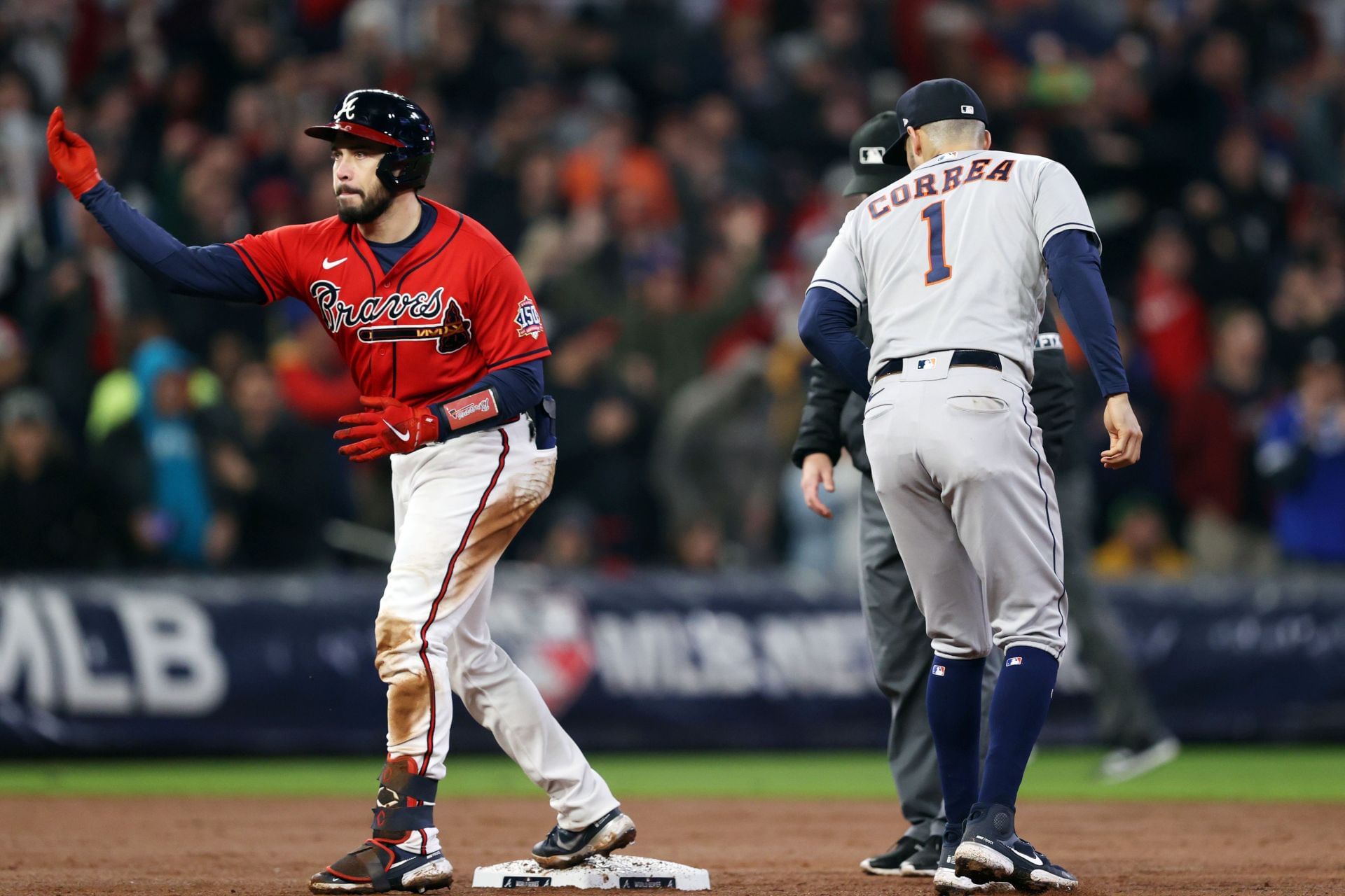 Former GM at The Athletic thinks Braves should trade Travis d'Arnaud -  Sports Illustrated Atlanta Braves News, Analysis and More