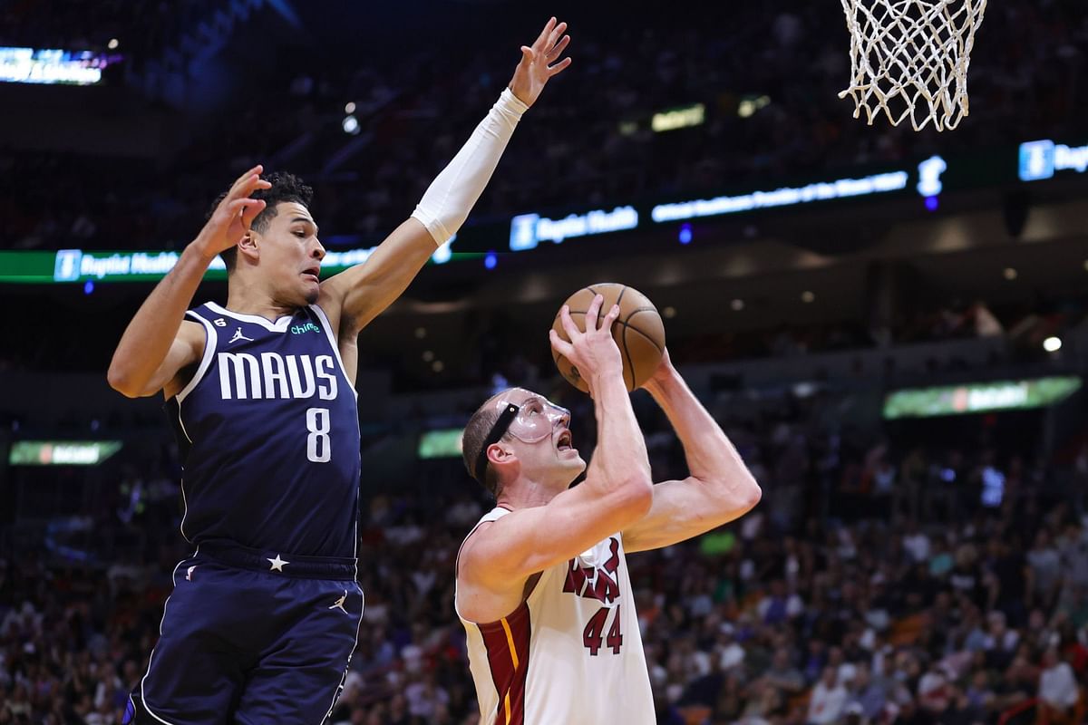 Who are Cody Zeller's brothers? How many Zeller brothers are in the NBA?