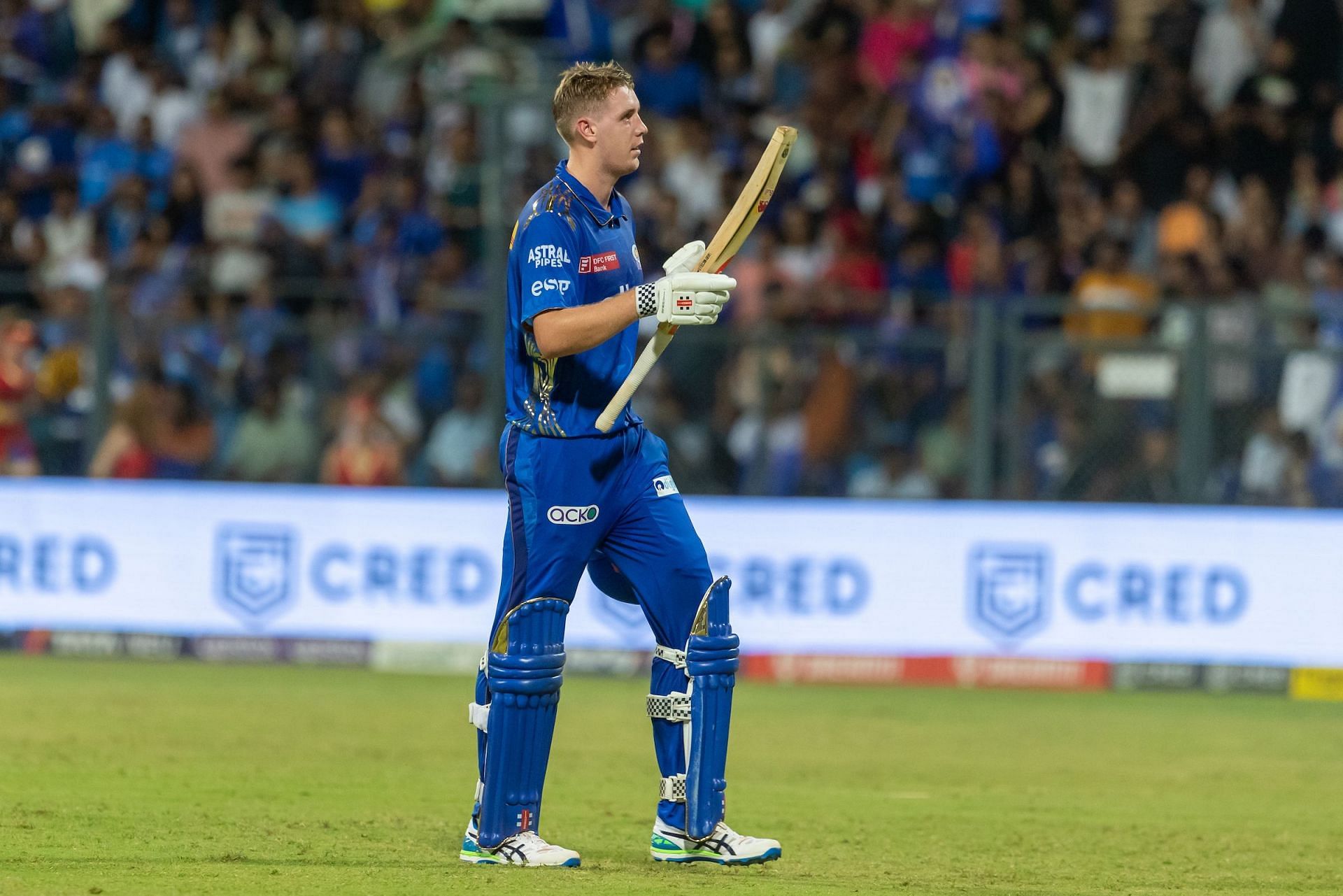 Cameron Green leaves the field after a fabulous knock for Mumbai Indian (PC: Twitter/IPL)
