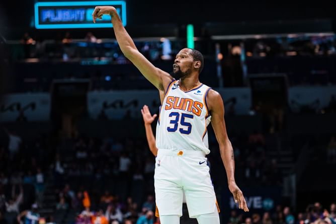 Is Kevin Durant playing tonight against the Thunder? Latest update on Phoenix star ahead of matchup (April 2, 2023)