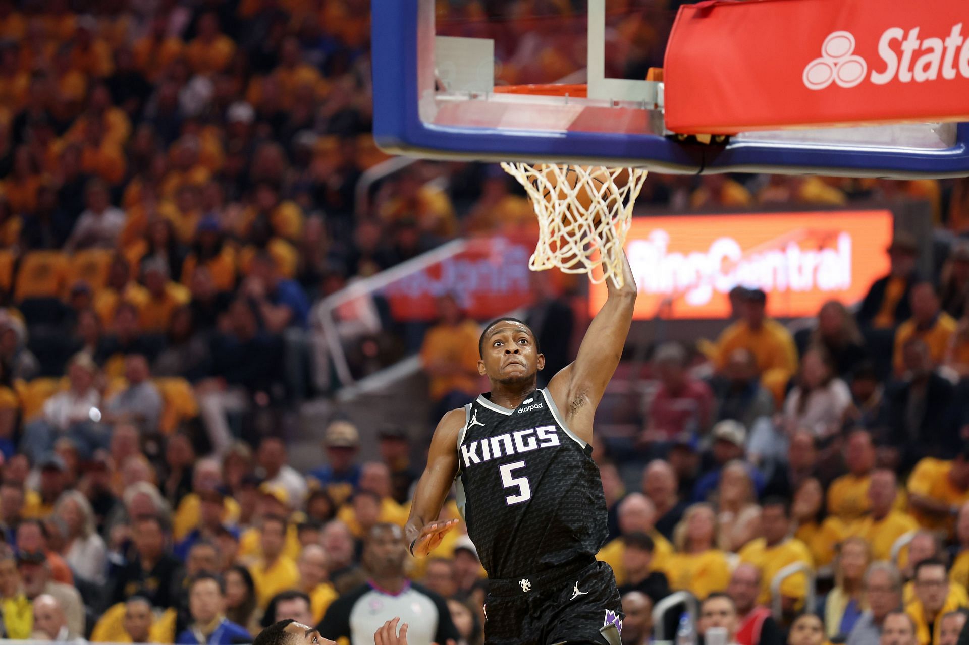 Kings dealt De'Aaron Fox injury ahead of Game 5 vs Warriors