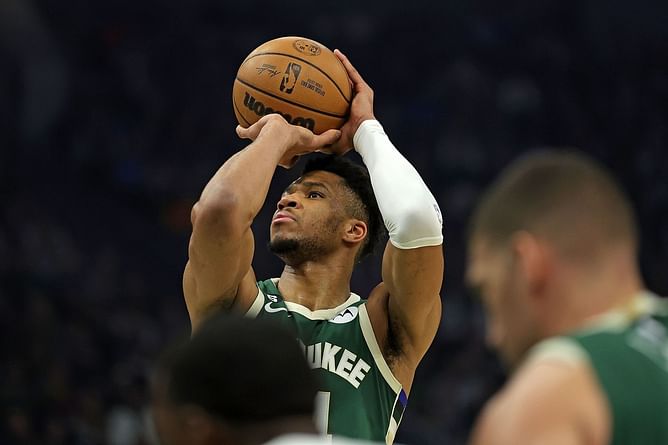 Charles Barkley and Shaquille O'Neal shred Giannis Antetokounmpo as Bucks are sent to Cancun - "You can't miss that many free throws"