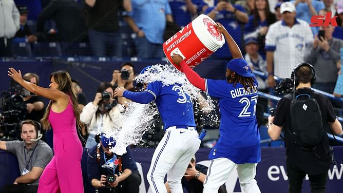 Fans in splits after MLB sportscaster narrowly escapes Vladimir Guerrero Jr.'s ice-bucket celebration: “Hazel in mid-season form with that dodge”