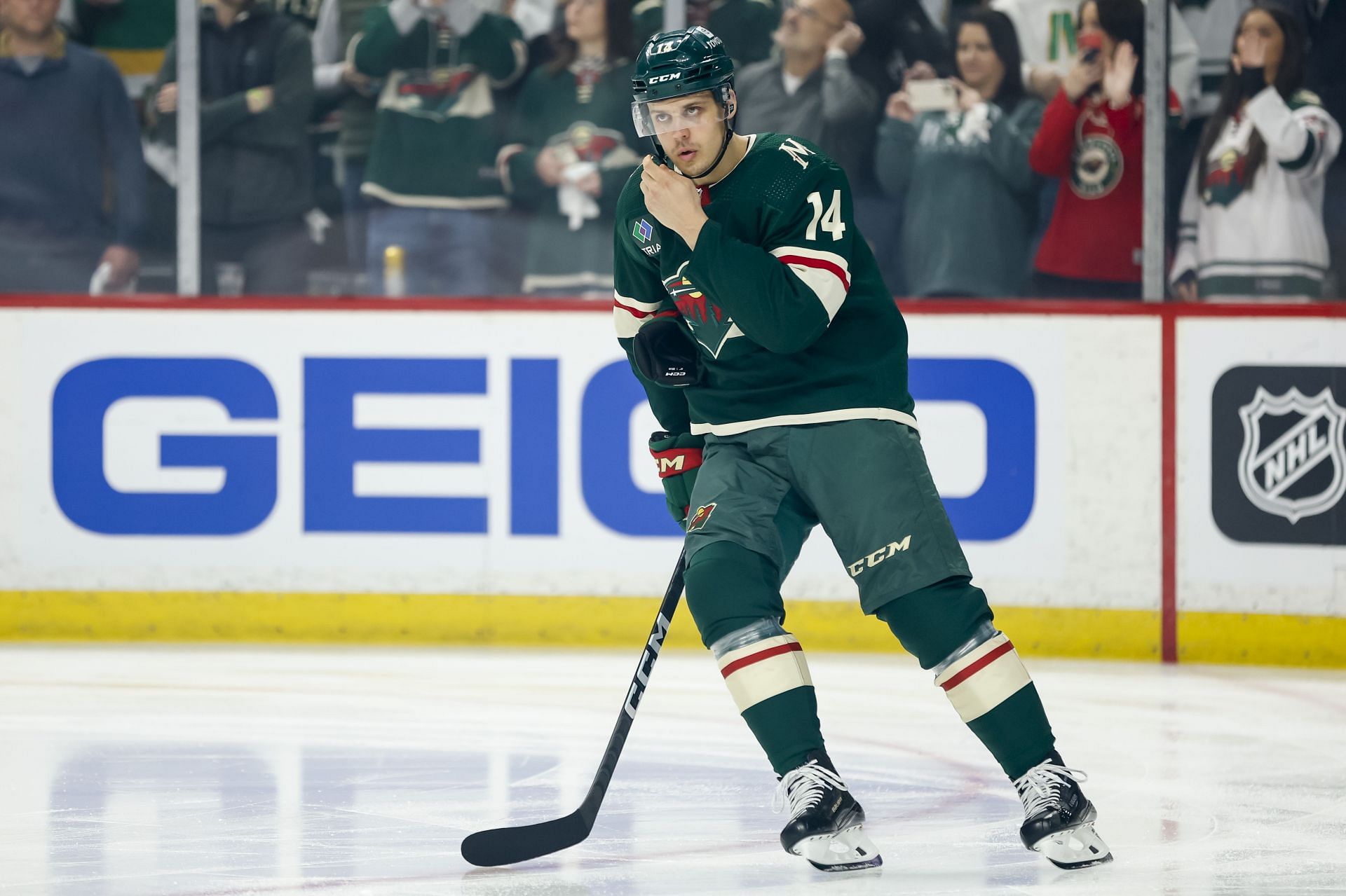 Minnesota Wild: Eriksson-Ek Earned His Debut Night Goal