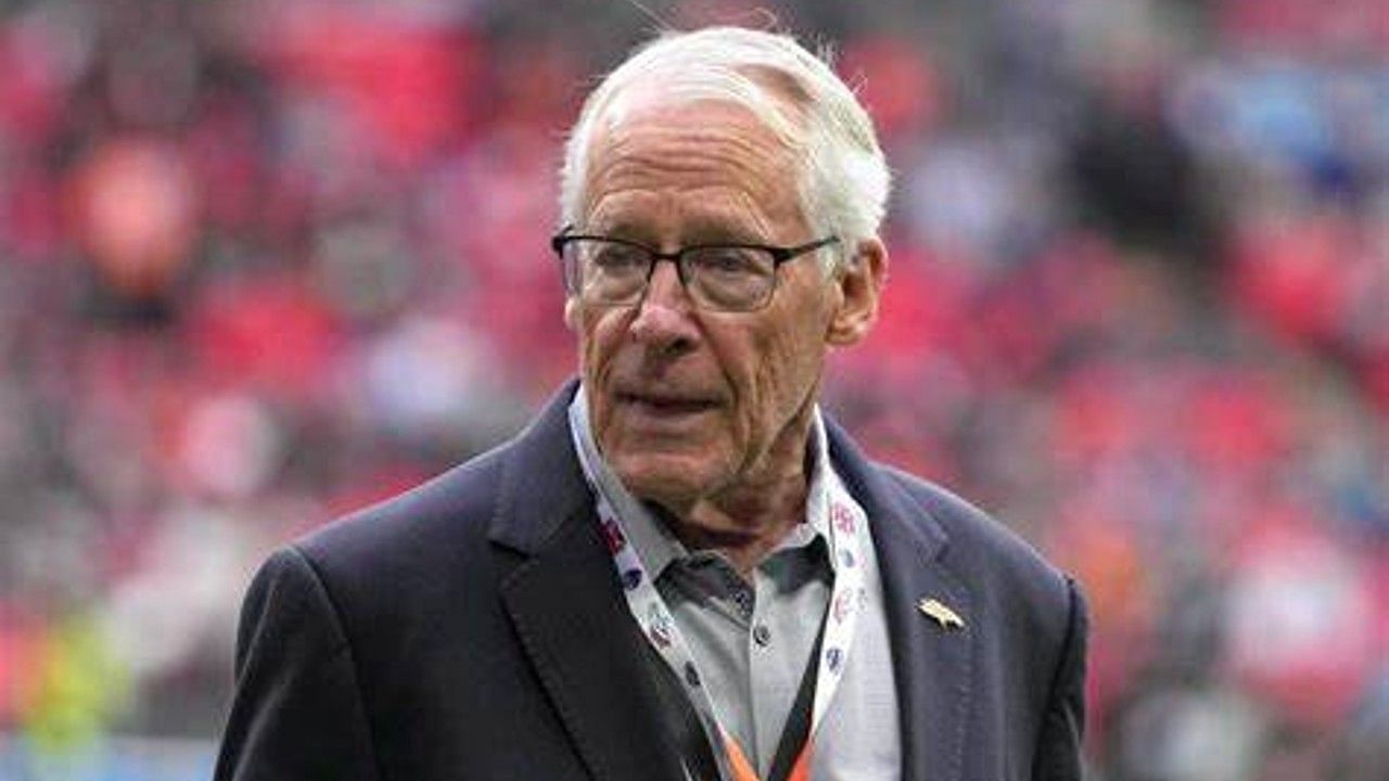 Denver Broncos owner Rob Walton has made the list of the top five richest sports owners in the world. 