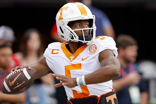 The Tennessee QB warming up ahead of facing Georgia