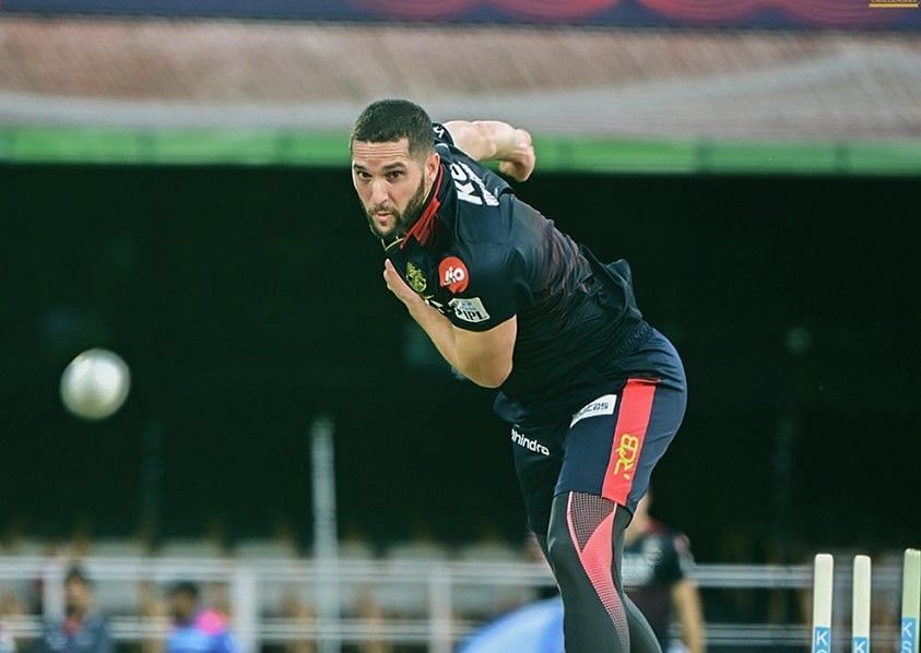 Wayne Parnell was impressive in his first outing for RCB (Image Courtesy: Twitter/ Royal Challengers Bangalore)