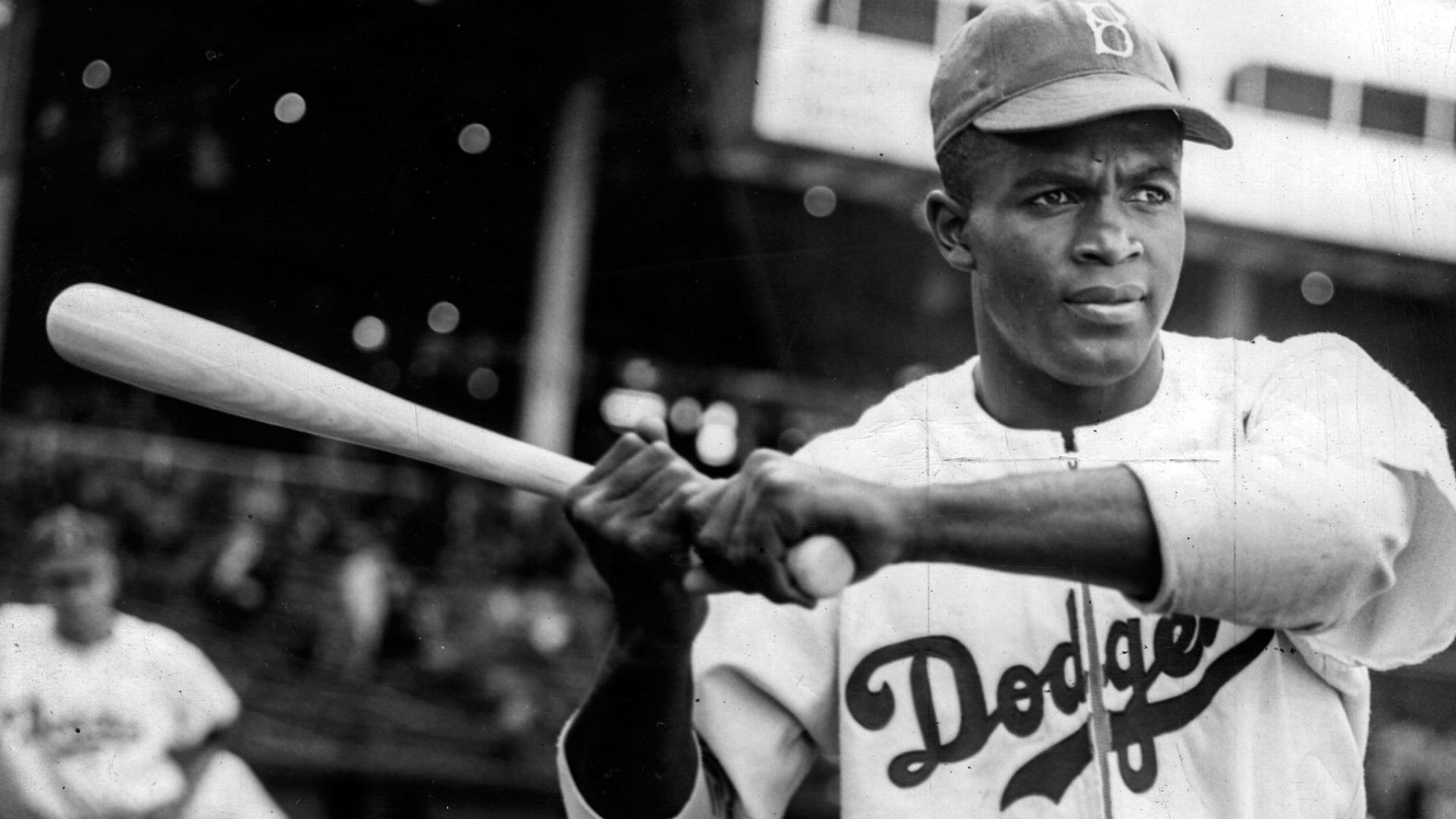 Los Angeles Dodgers on X: Join us at Dodger Stadium on 4/15 to celebrate  Jackie Robinson Day on the 75th anniversary of his historic debut! The  first 40,000 fans will get this