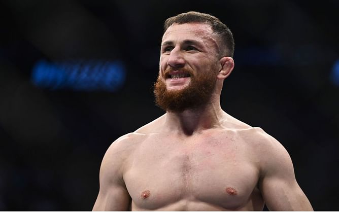 Watch: UFC fighter Merab Dvalishvili scales a tree to fetch oranges for spectators in Italy
