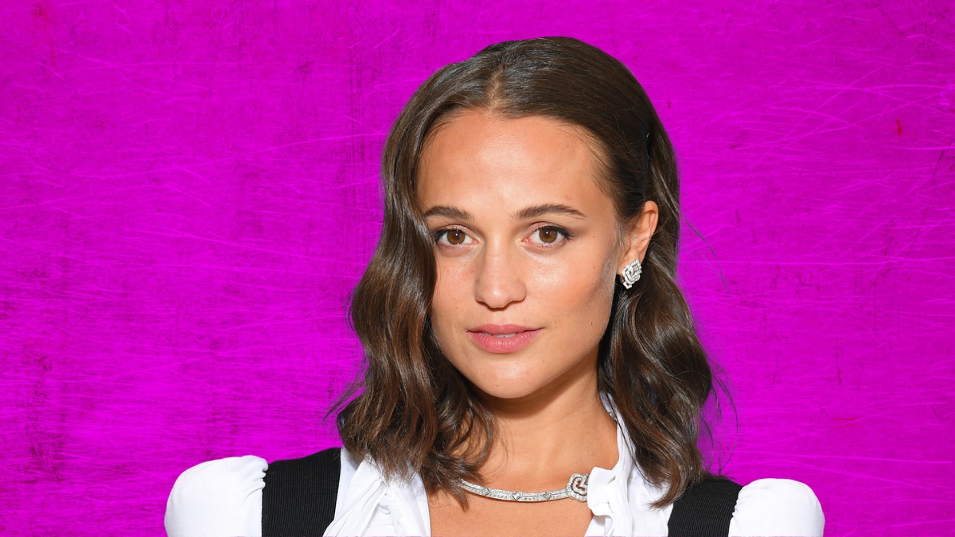 Alicia Vikander (Image via Getty)