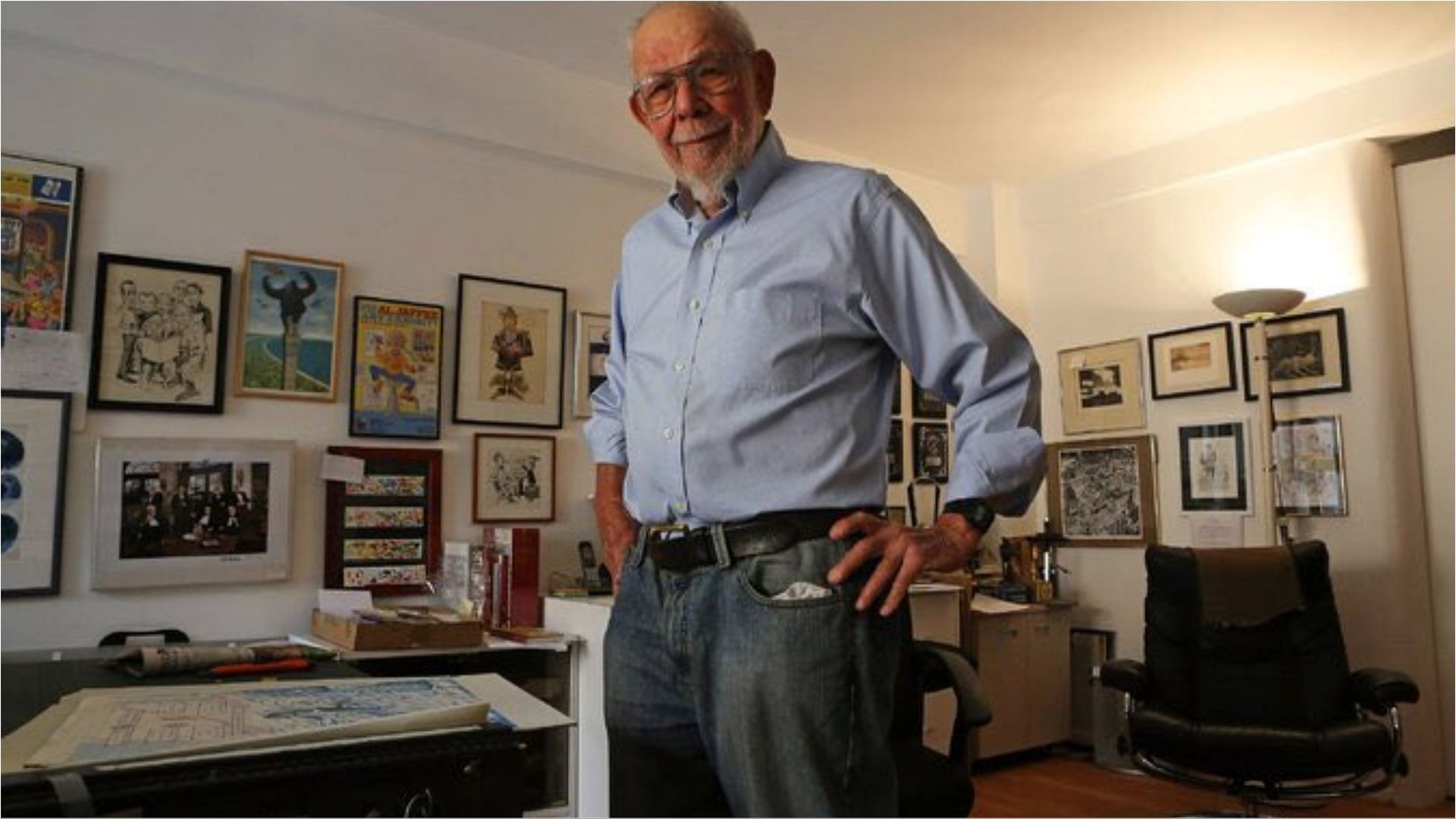 Al Jaffee accumulated a lot of wealth from his work as a cartoonist (Image via Hoganmag/Twitter)