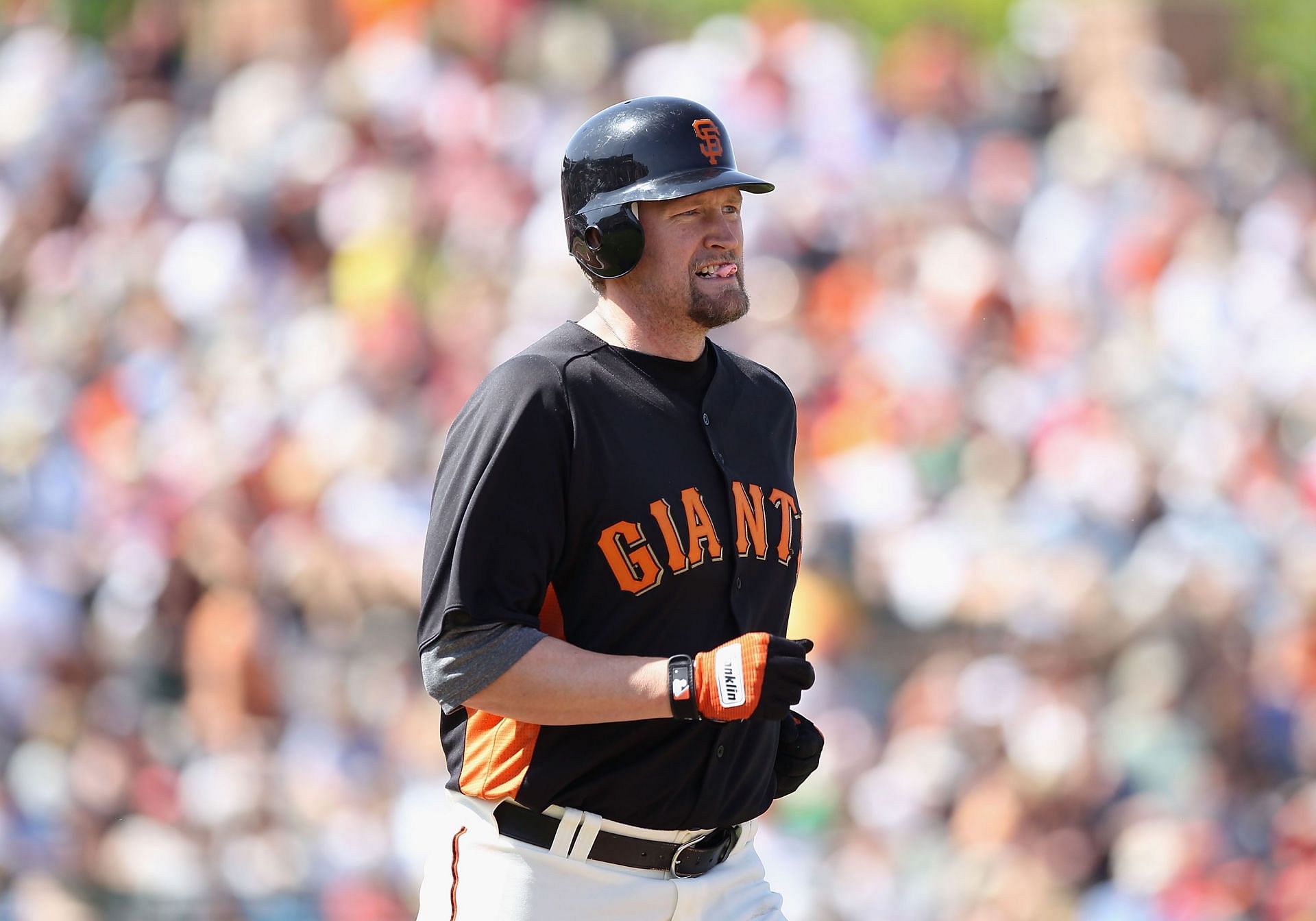 Why the Giants told Aubrey Huff he's not welcome at 2010 World