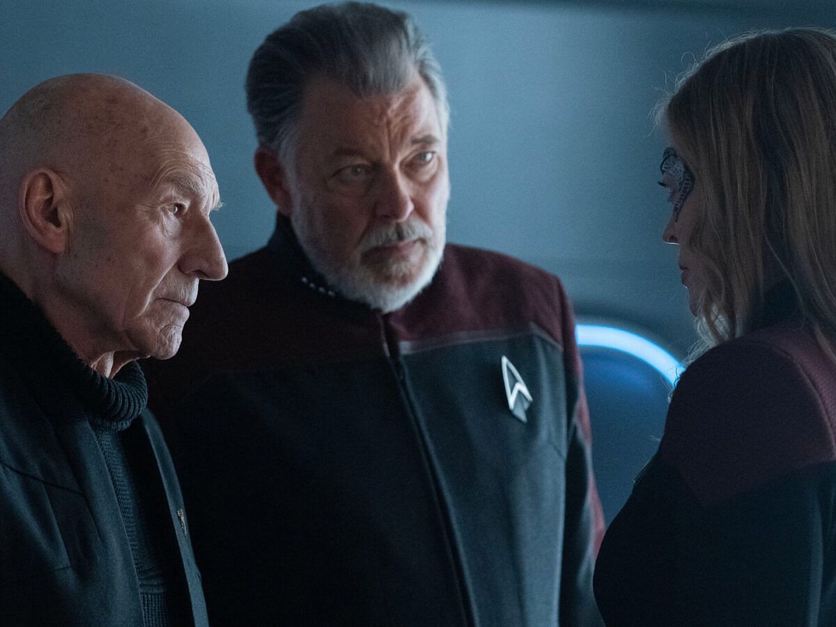 A still from Star Trek: Picard (Image via Paramount)