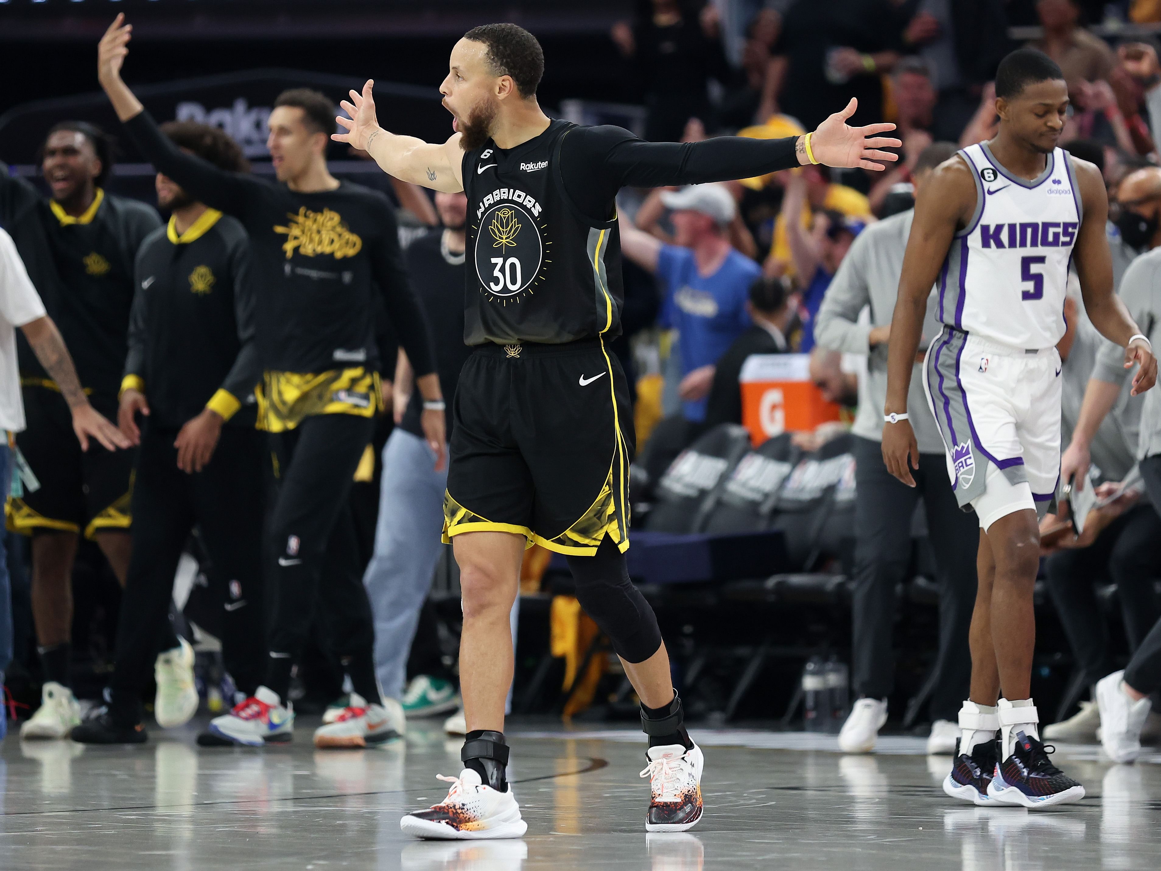Sacramento Kings v Golden State Warriors - Game Three